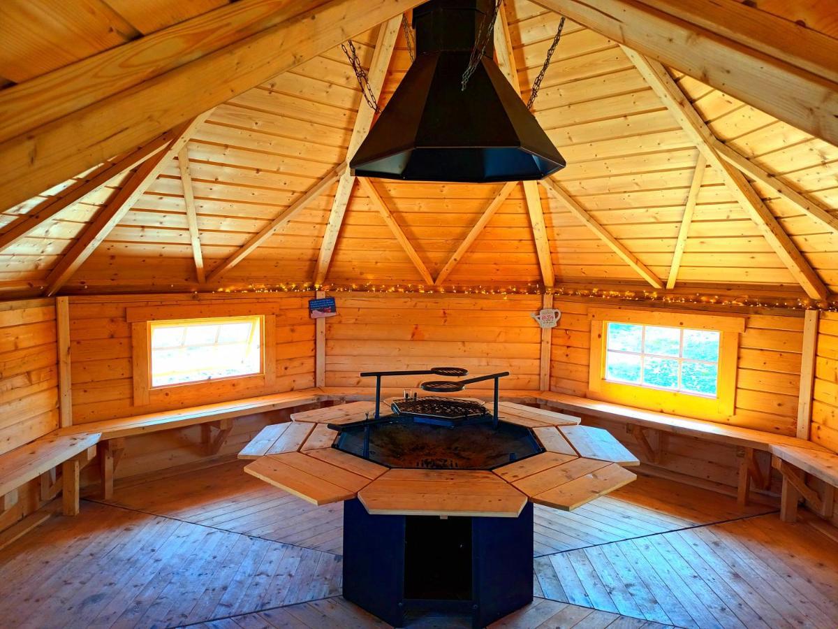 Ceide Glamping Hotel บอลลีคาสเซิล ภายนอก รูปภาพ