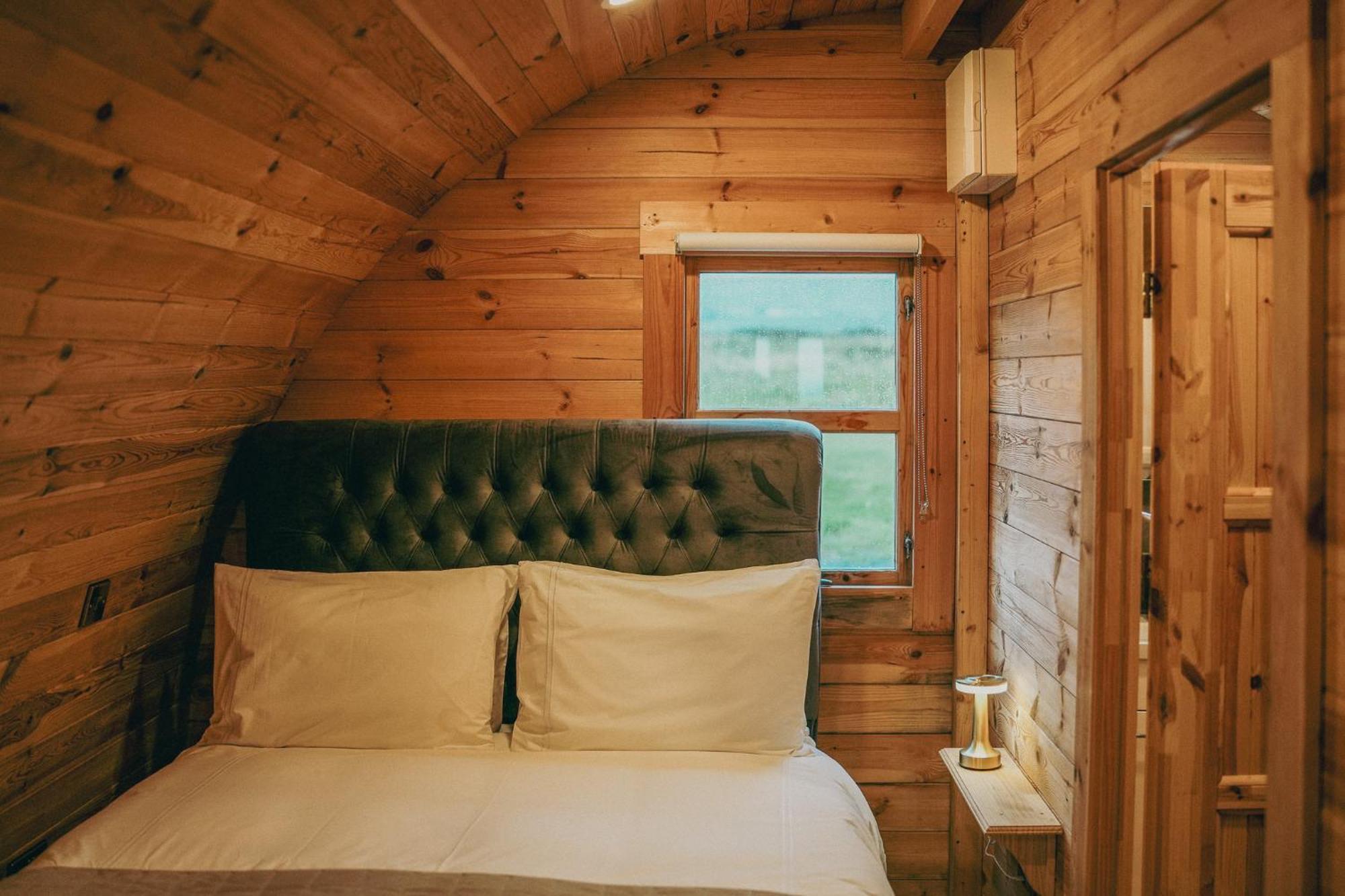 Ceide Glamping Hotel บอลลีคาสเซิล ภายนอก รูปภาพ